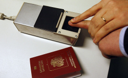 Биометрические паспорта второго поколения будут с отпечатками пальцев