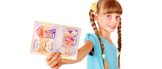 Детский загранпаспорт — чем он отличается от загранпаспорта для взрослого?