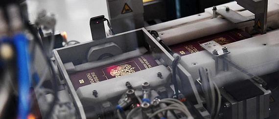 С 1 июня в России возобновят приём заявлений на выдачу биометрических загранпаспортов